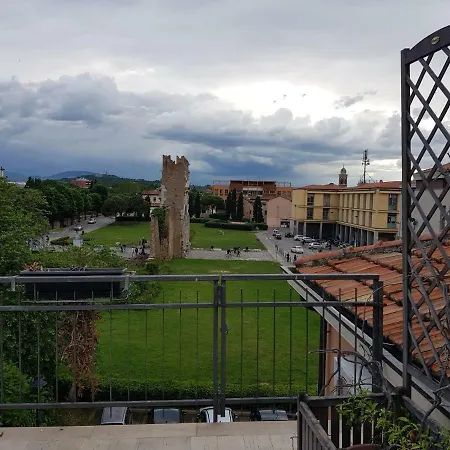 شقة Arco D'augusto *
