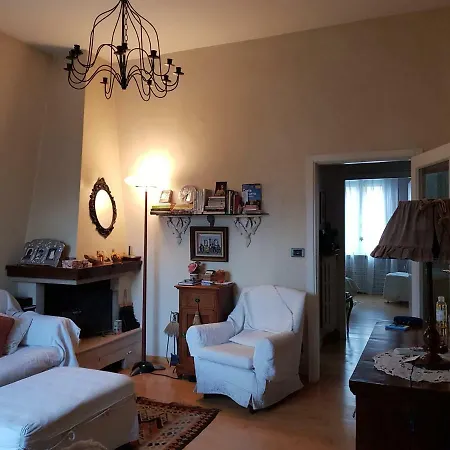 Arco D'augusto Apartment